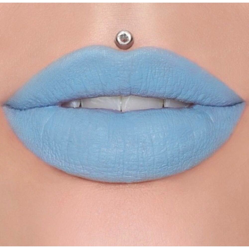 *Rare* Jeffree Star Velvet Trap Lipstick (Jawbreaker)